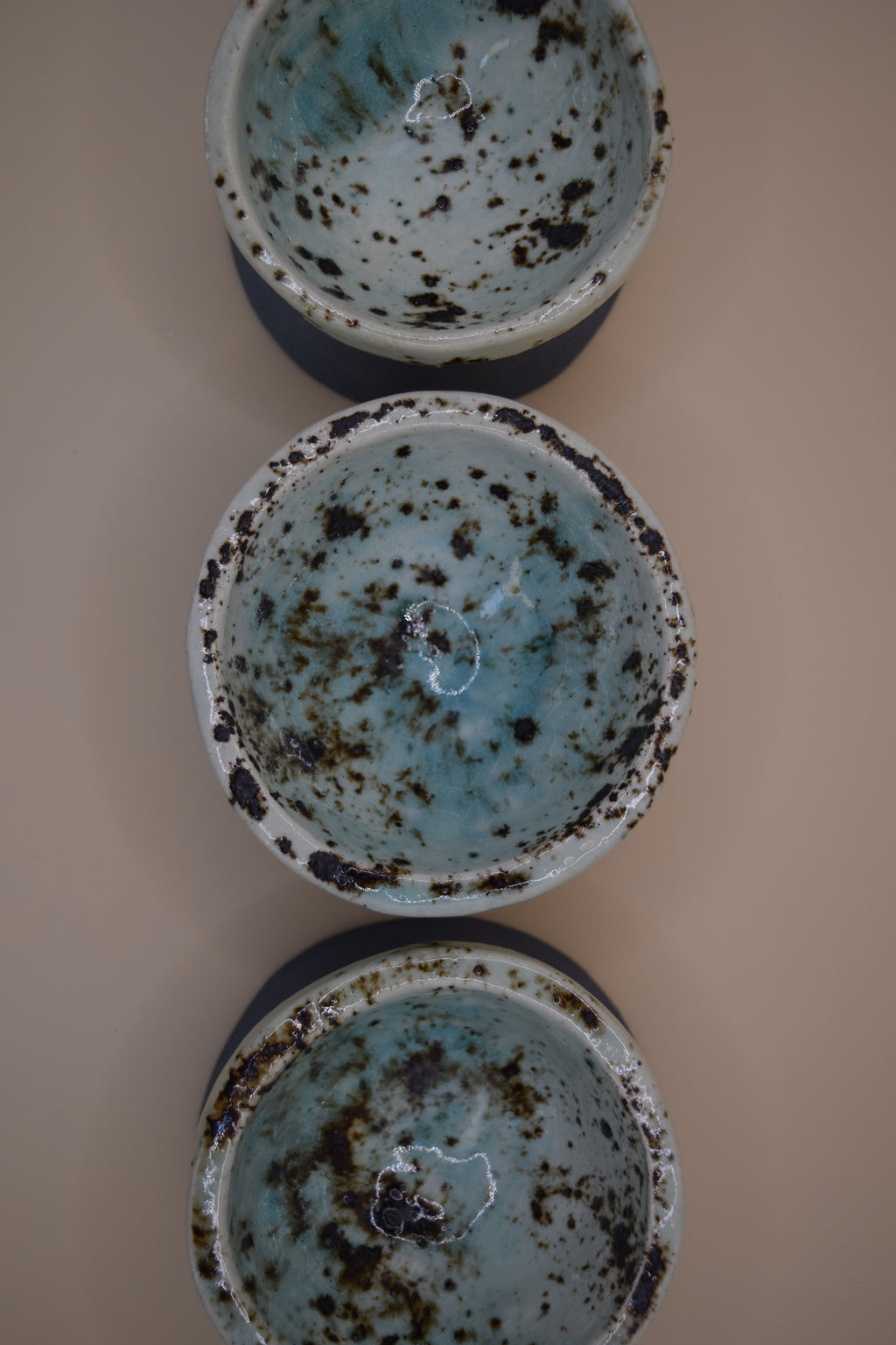 Cuencos Aqua con Manchas